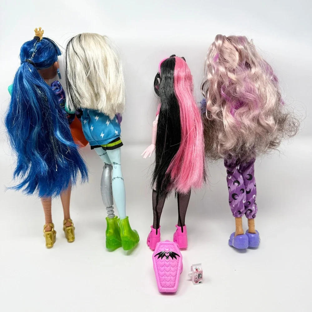 Monster High G3 Doll Lot Draculaura Frankie Clawdeen Cleo de Nile Mattel 2021